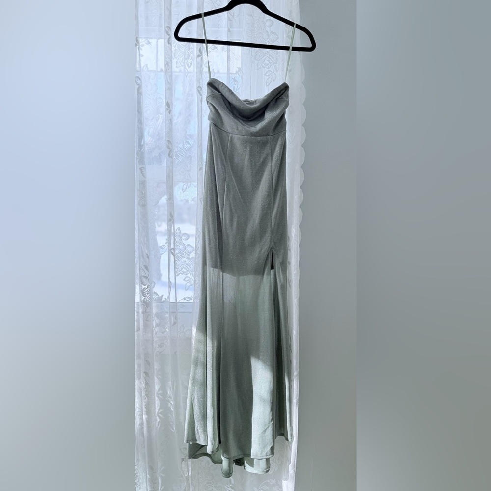 Selfie Leslie Sage Green Strapless Sparkle Midi Dress | Size Small | NWT